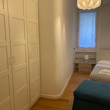 Apartament Corridoni 6 *