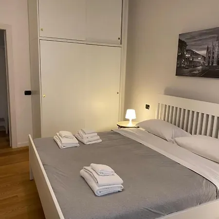 Corridoni 6 Apartament *